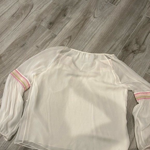 NWOT DVF BLOUSE IN WHITE SIZE 12 - Picture 2 of 3